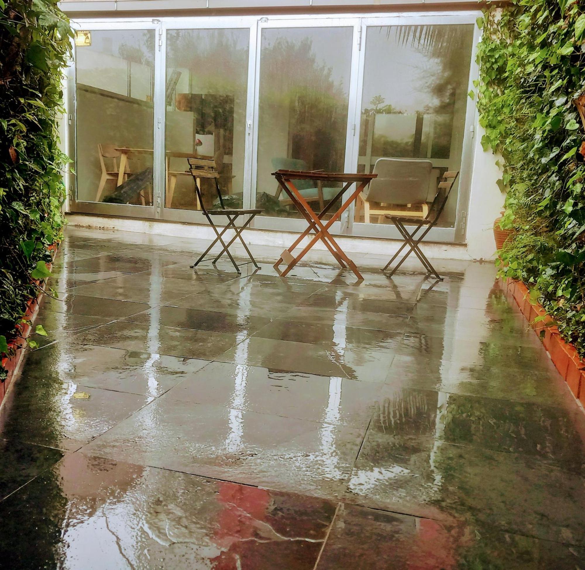 Apartment With Private Garden ポルト エクステリア 写真