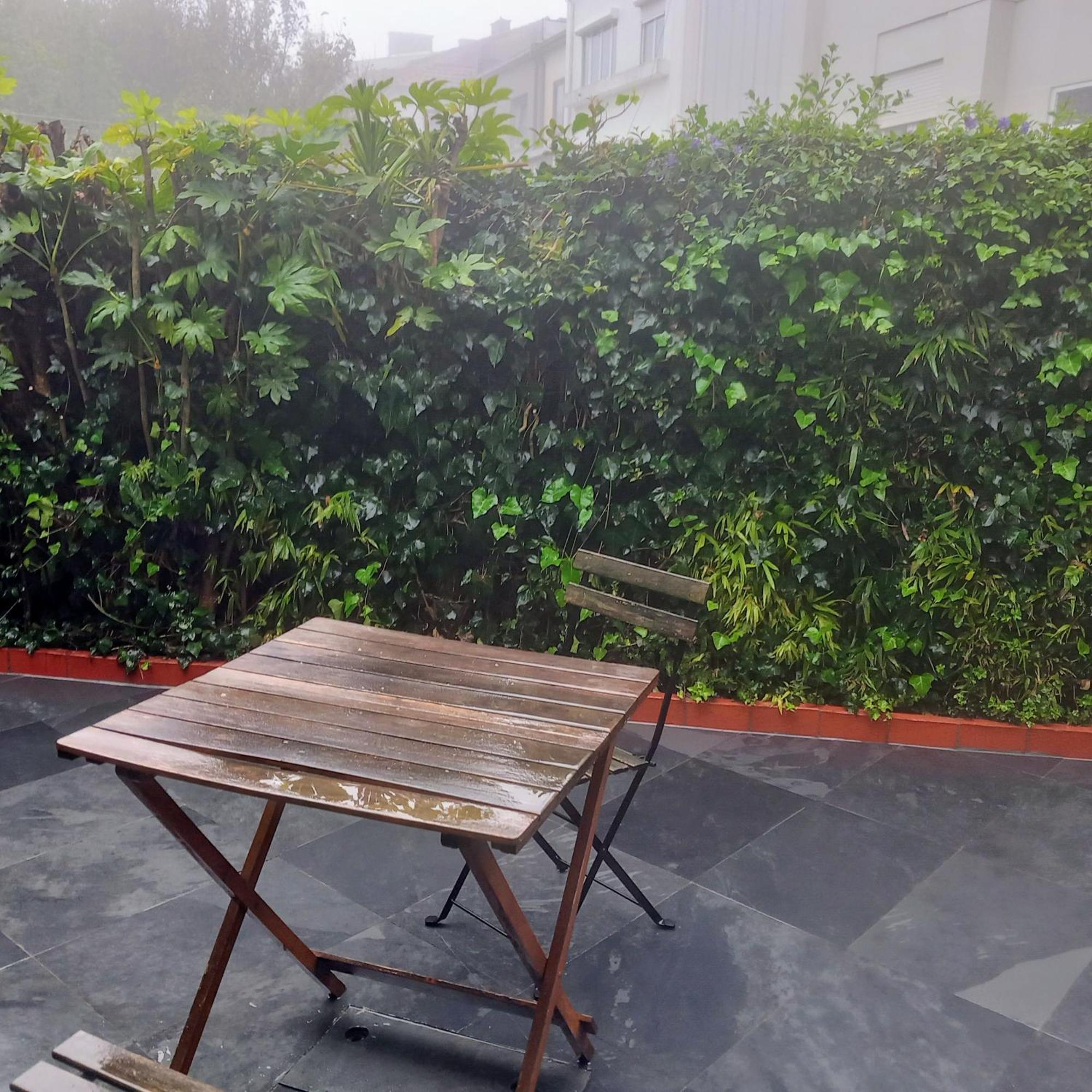 Apartment With Private Garden ポルト エクステリア 写真