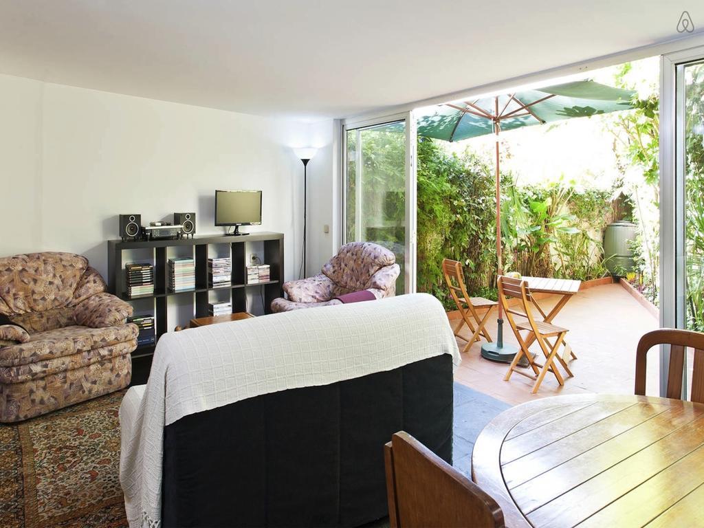 Apartment With Private Garden ポルト エクステリア 写真